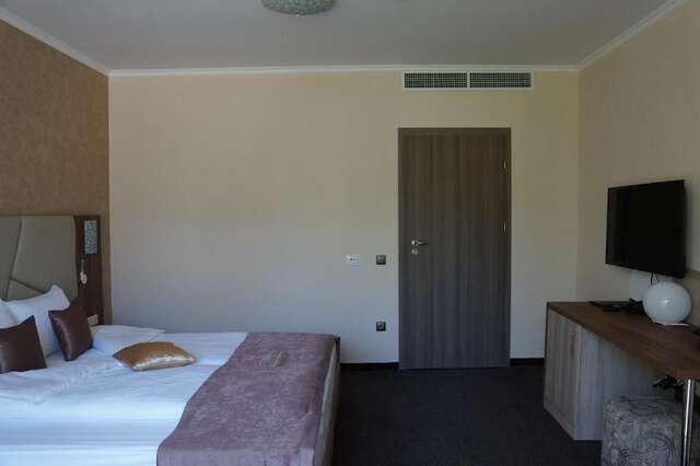 Отель Hotel Infinity & Spa Park Velingrad Велинград-50